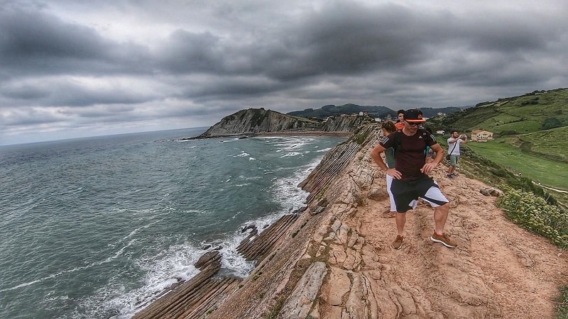 Marc Sandu pe plaja Itzurun, Zumaia